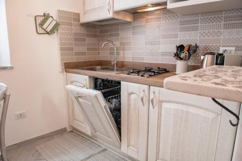 Lanza Apartment by Mamo Florence - image 3