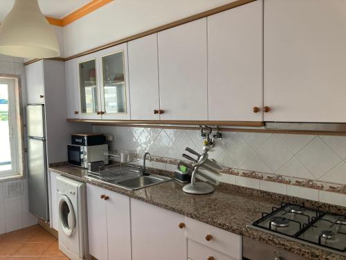 Modern apartment@Armação de Pêra (Modern apartment@Armacao de Pera) in อาร์มาเชา เด เปรา