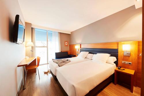 Barcelona Century Hotel - image 4