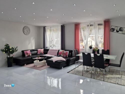 Deea Apartment in 塞默靈附近卡嵐