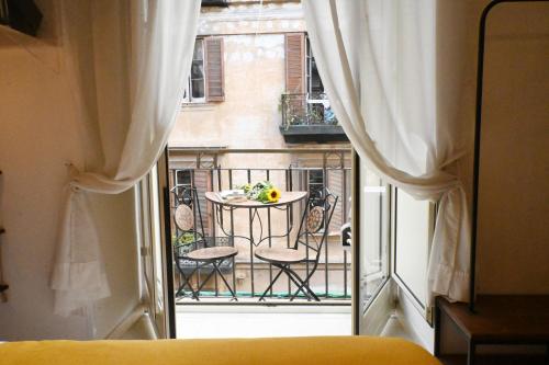 Balkon/Terrasse, Napoli Cityscape near Sant'Anna dei Lombardi (Monteoliveto)