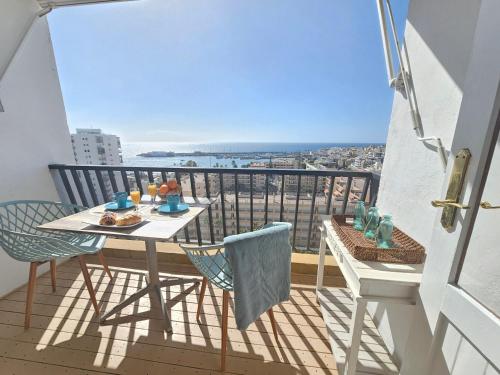 NEW NEVERENDING SEAVIEW APARTMENTS, Achacay, Los Cristianos, Tenerife