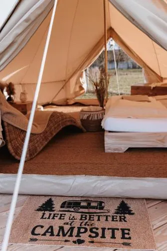 Boho Zelt Lebenshofalpakas in Ziemetshausen, Deutschland