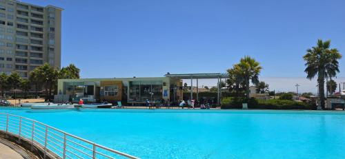 Restaurant, Comodo departamento en Algarrobo in Algarrobo