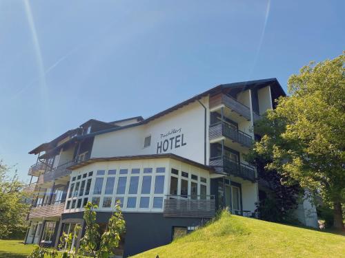Gasthof Deutscher Adler und Hotel Puchtler in Bischofsgrün, Deutschland