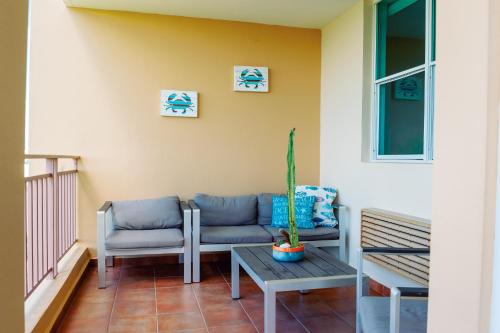 El Combate Condos, Enjoy Ocean Views and Pool Fun in カボ ロジョ