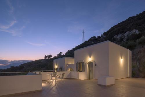 Voulisma Hills Sea View Apartments By IdealStay Experience 2
