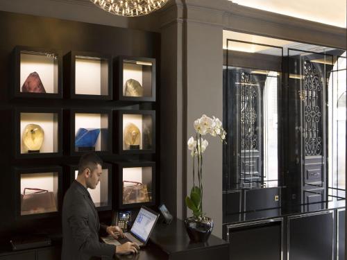 Corso 281 Luxury Suites - image 14