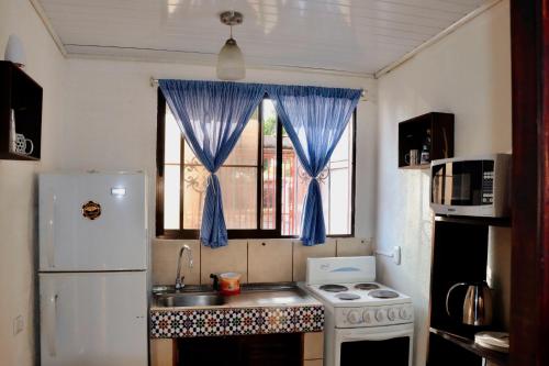 Cocina, Apartamentos Estudio Junto al Mar in Puntarenas