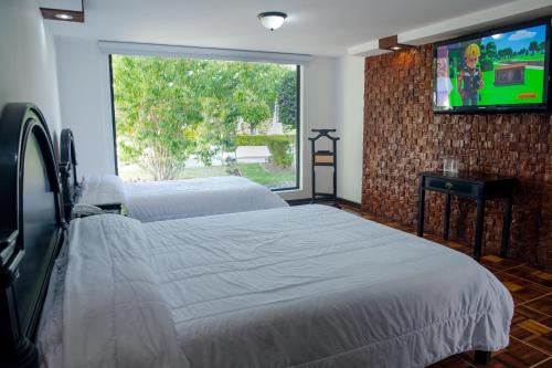 2 twin beds
