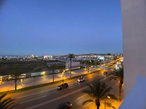 Strand, Hotel Biarritz in Tangier