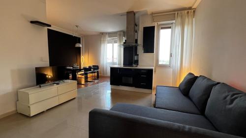 Patty's Home, Milan