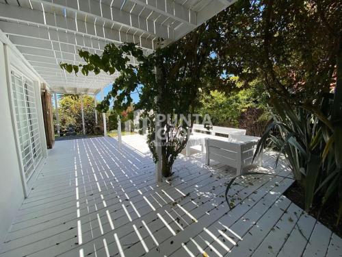 Casa en La Barra - image 4