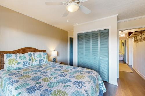 Mariner's Cove D-338