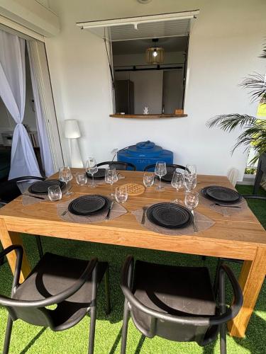 Instalações, Nomade Evasion - Escale Paisible in Petit-Bourg