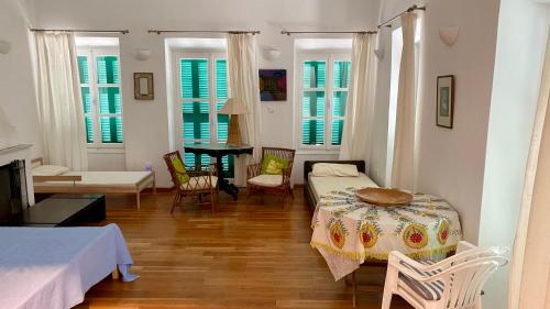 Charming house in Ormos Korthiou (Cyclades)