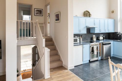 Blueberry Barn, light and airy barn conversion near Bruton in Brewham