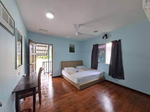 Sukau Backpackers Bed & Breakfast in Kota Kinabatangan