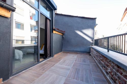 Private Fourlex House with Central Location, Istanbul (photo 9)