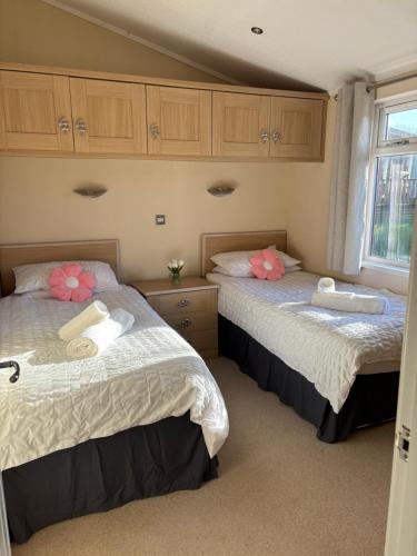 Gressingham 9 - South Lakes Leisure Village - lodge on the lake, Carnforth (photo 7)