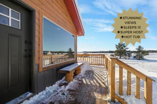Scenic 4br Cabin Whot Tub And Wrap Around Porch in Island Park, USA