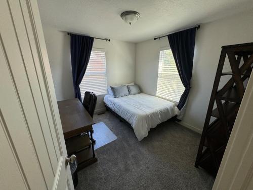 Beautiful Single Family Home in Sandy Beautiful Single Family Home in Sandy