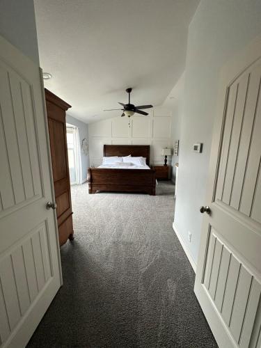 Beautiful Single Family Home in Sandy Beautiful Single Family Home in Sandy