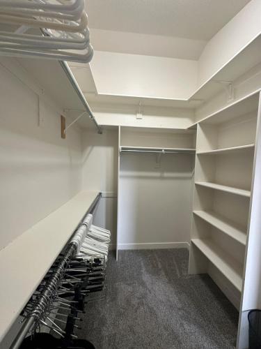 Beautiful Single Family Home in Sandy Beautiful Single Family Home in Sandy