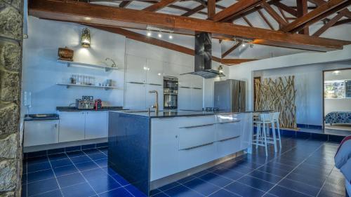 SATH02 - 16 pers in Terre-de-Haut