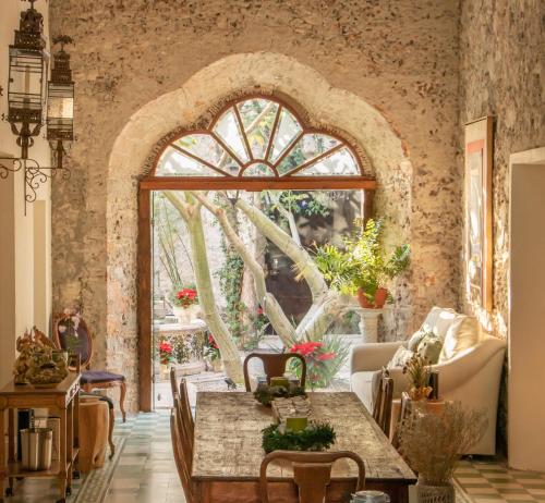 643049432 Orchid House San Miguel de Allende