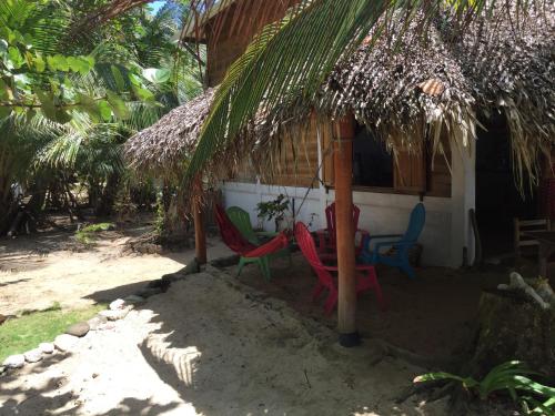 设施服务, La Princesa de La Isla in 小马伊斯群岛