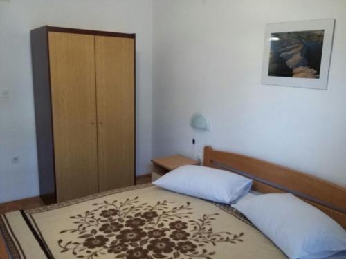 Apartments Pere - barbecue - image 7
