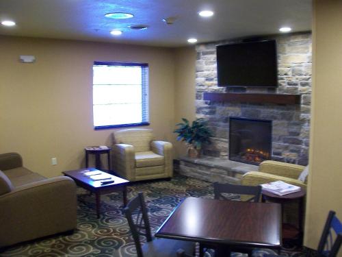 Cobblestone Inn & Suites - Ambridge Cobblestone Inn & Suites - Ambridge