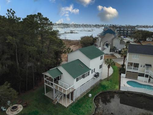 Private Murrells Inlet Marshfront 4 BR 4 BA Waterfront Home