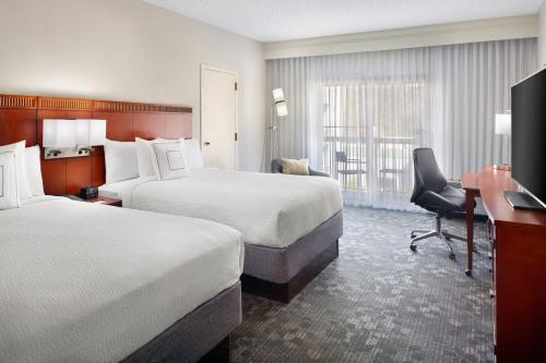 2 double beds