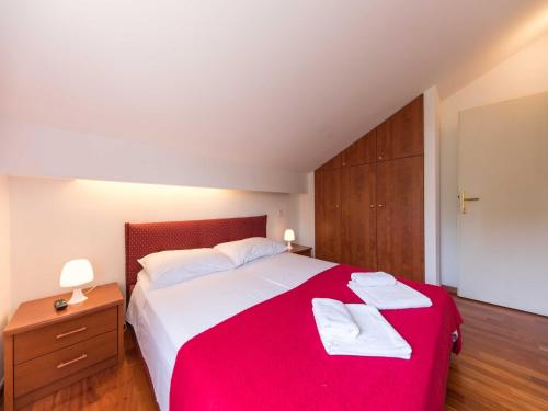 5 bedroom holiday home with balcony