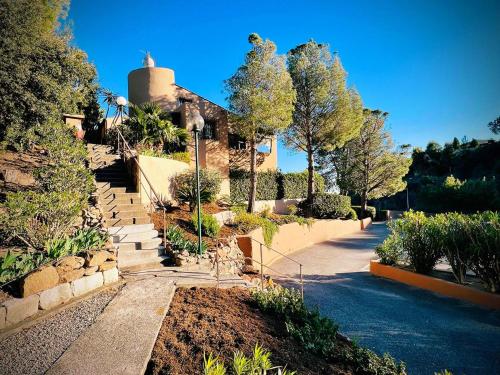 Accommodation in Théoule-sur-Mer