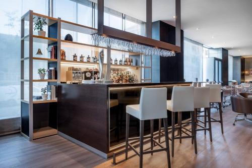 Bar/Bekleme Salonu, AC Hotel Algeciras in Algeciras