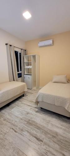 Deluxe Double or Twin Room image 3