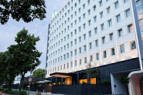 AC Hotel by Marriott Berlin Humboldthain Park - image 4
