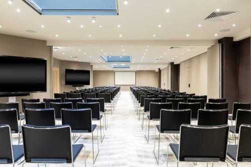 AC Hotel by Marriott Berlin Humboldthain Park - image 13