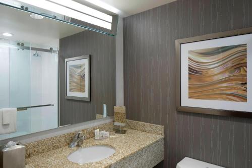 Courtyard by Marriott Albany Thruway - image 10