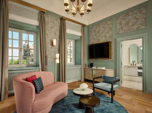 Hotel Taschenbergpalais Kempinski - image 12