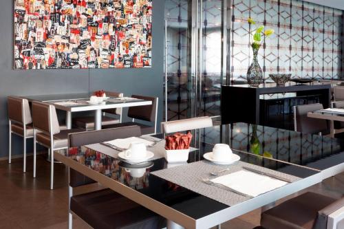 AC Hotel by Marriott Elda - image 13