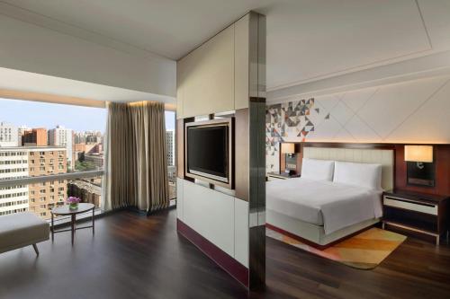 room detail thumbnail 1