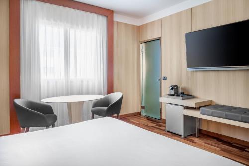 AC Hotel Badajoz - image 4