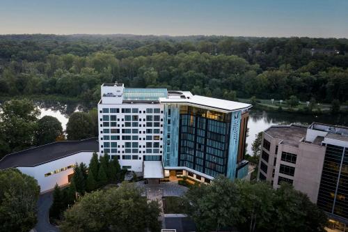 Merriweather Lakehouse Hotel Autograph Collection - image 8