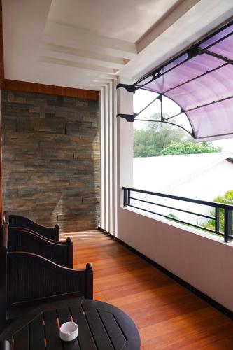 Balcony/terrace, Baratha Hotel & Resto in Bondowoso