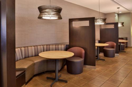 Courtyard by Marriott Ocala - image 14