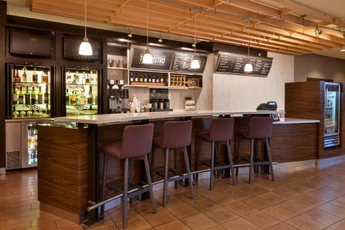 Courtyard by Marriott Ocala - image 2
